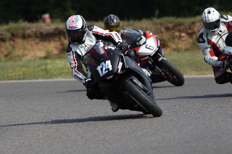 /Archiv-2018/44 06.08.2018 Dunlop Moto Ride and Test Day  ADR/Strassenfahrer-Sportfahrer grün/124